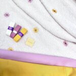 Teddy broderie smileys geel/poederroze